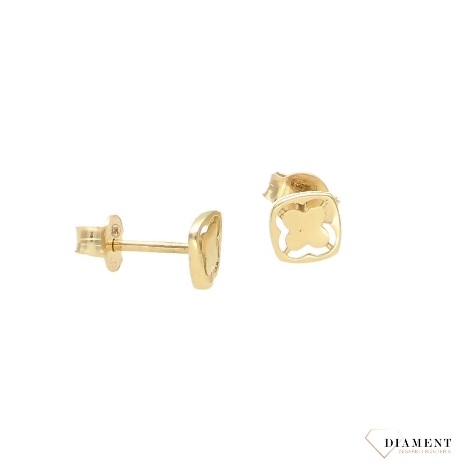 Złote kolczyki wykonane ze złota próby 333. Piękne i minimalistyczne kolczyki, które pasują do każdej kobiety. Złote kolczyki idealne na prezent (1).jpg